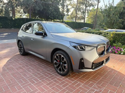 Used 2025 BMW X3 M50 w/ Premium Package image 4
