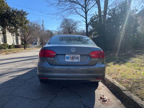 Used 2013 Volkswagen Jetta SE image 11