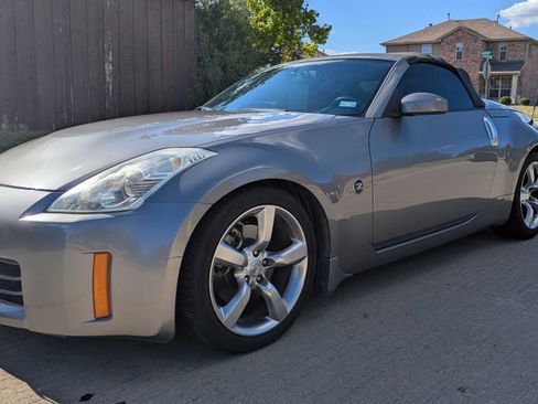 Used 2007 Nissan 350Z Touring image 5
