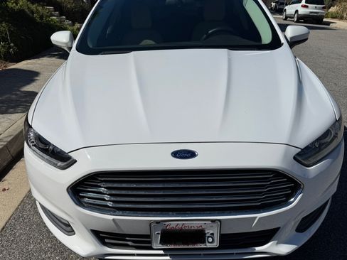 Used 2014 Ford Fusion S image 11