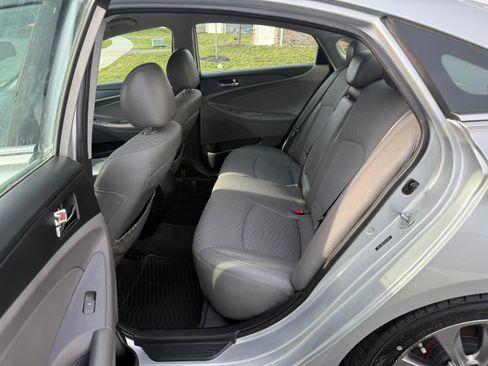 Used 2013 Hyundai Sonata SE image 15
