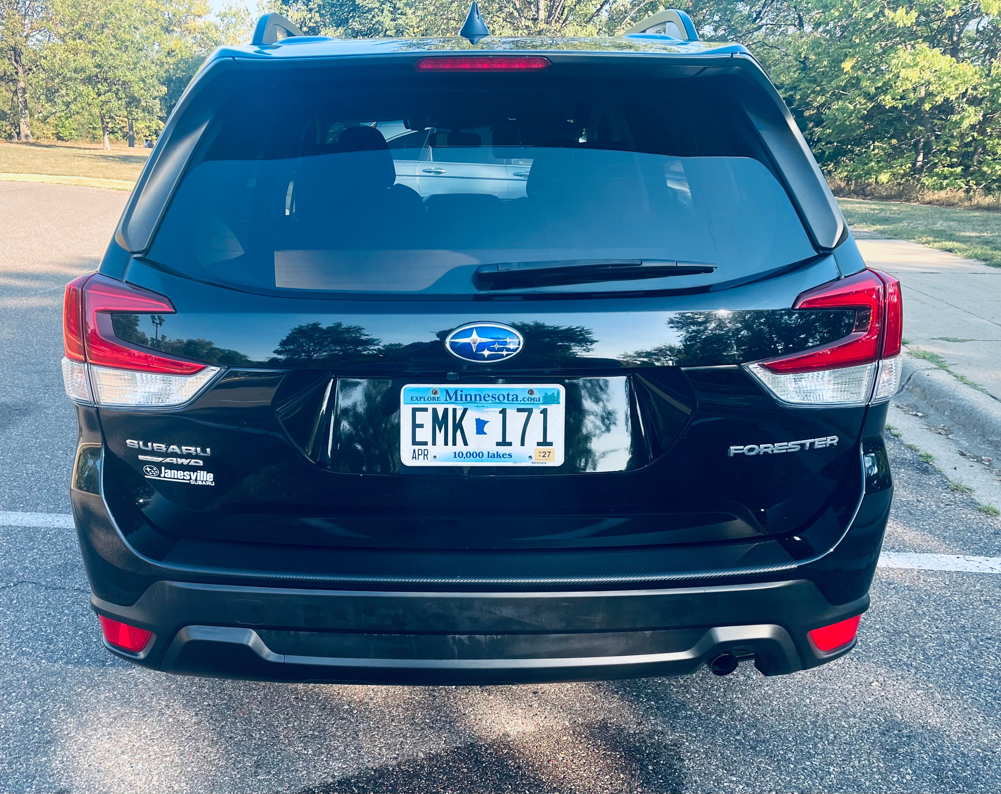 Used 2019 Subaru Forester Premium w/ All-Weather Package AWD/4WD image 5