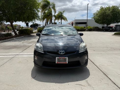 Used 2010 Toyota Prius Two image 2