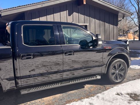 Used 2019 Ford F150 Lariat w/ Equipment Group 502A Luxury image 23