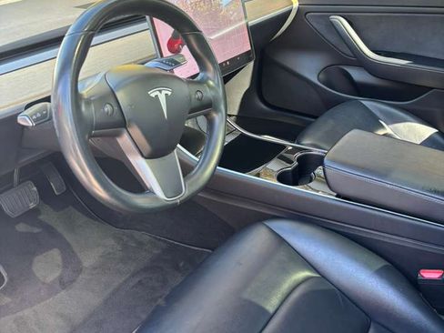 Used 2018 Tesla Model 3 Long Range image 5