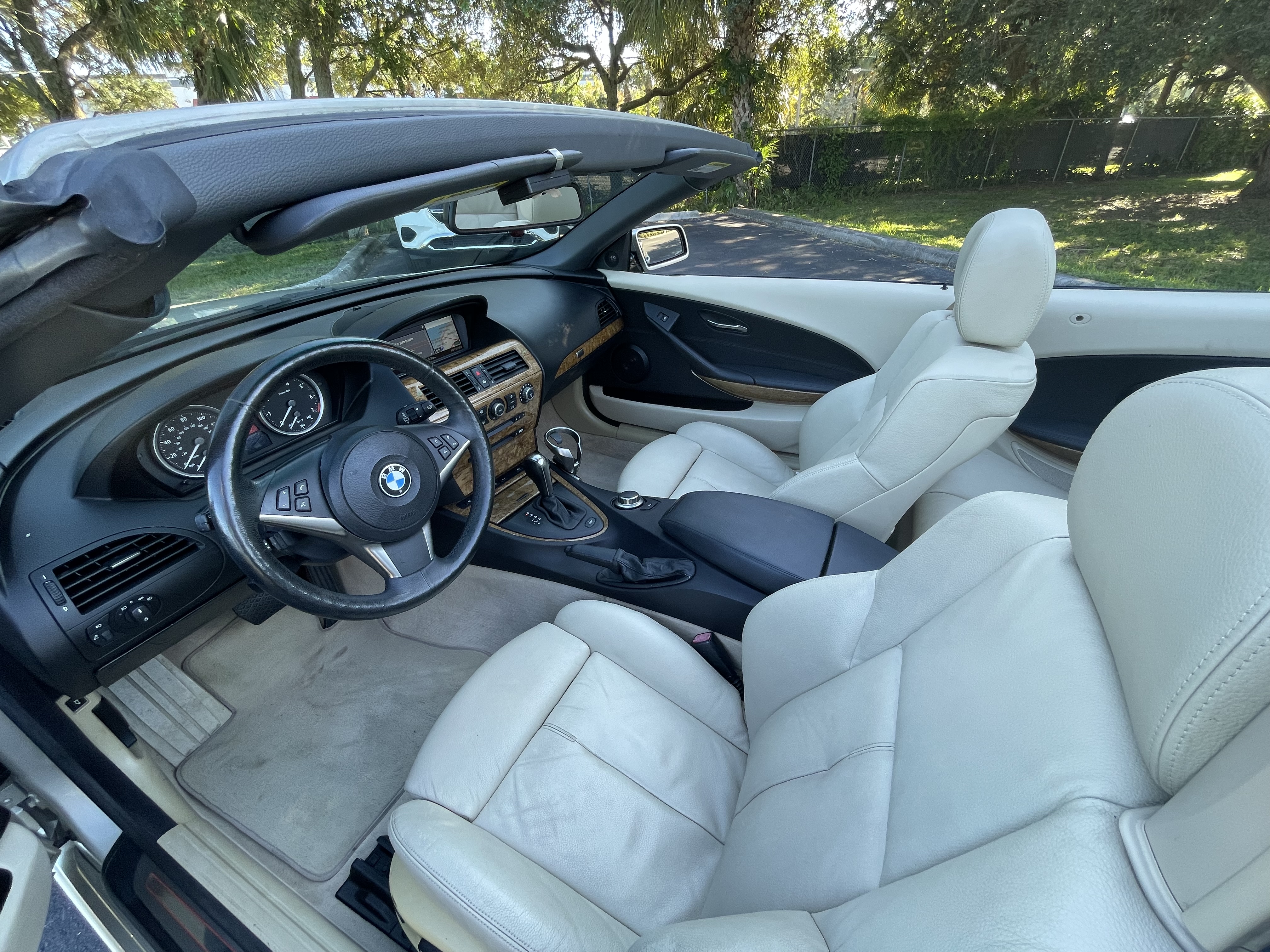 Used 2007 BMW 650i Convertible RWD image 9