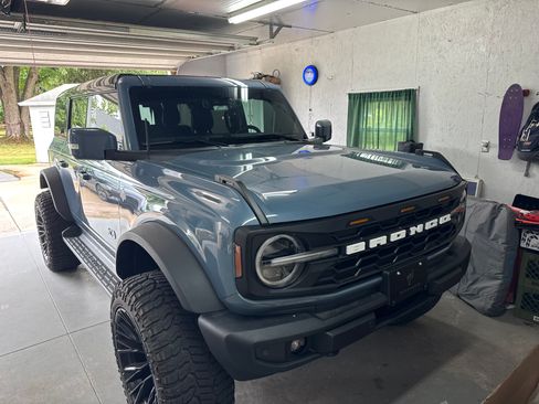 Used 2025 Ford Bronco Outer Banks w/ Sasquatch Package AWD/4WD image 21