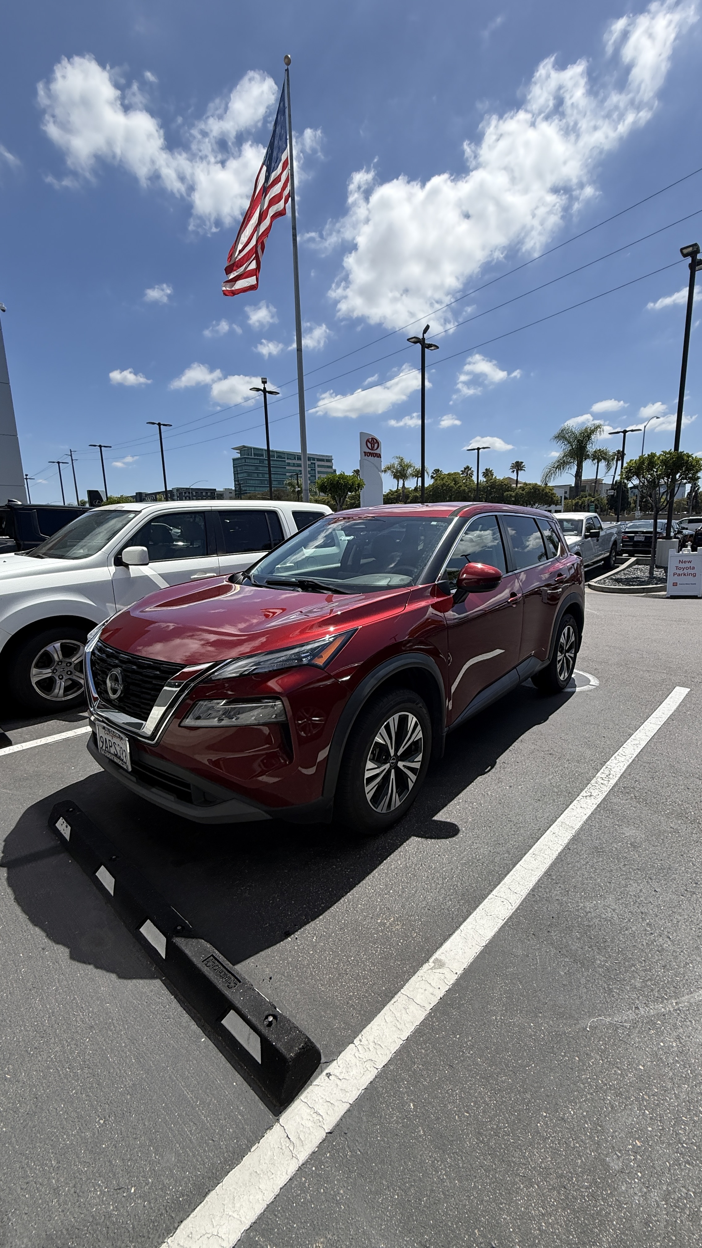 Used 2022 Nissan Rogue SV FWD image 5