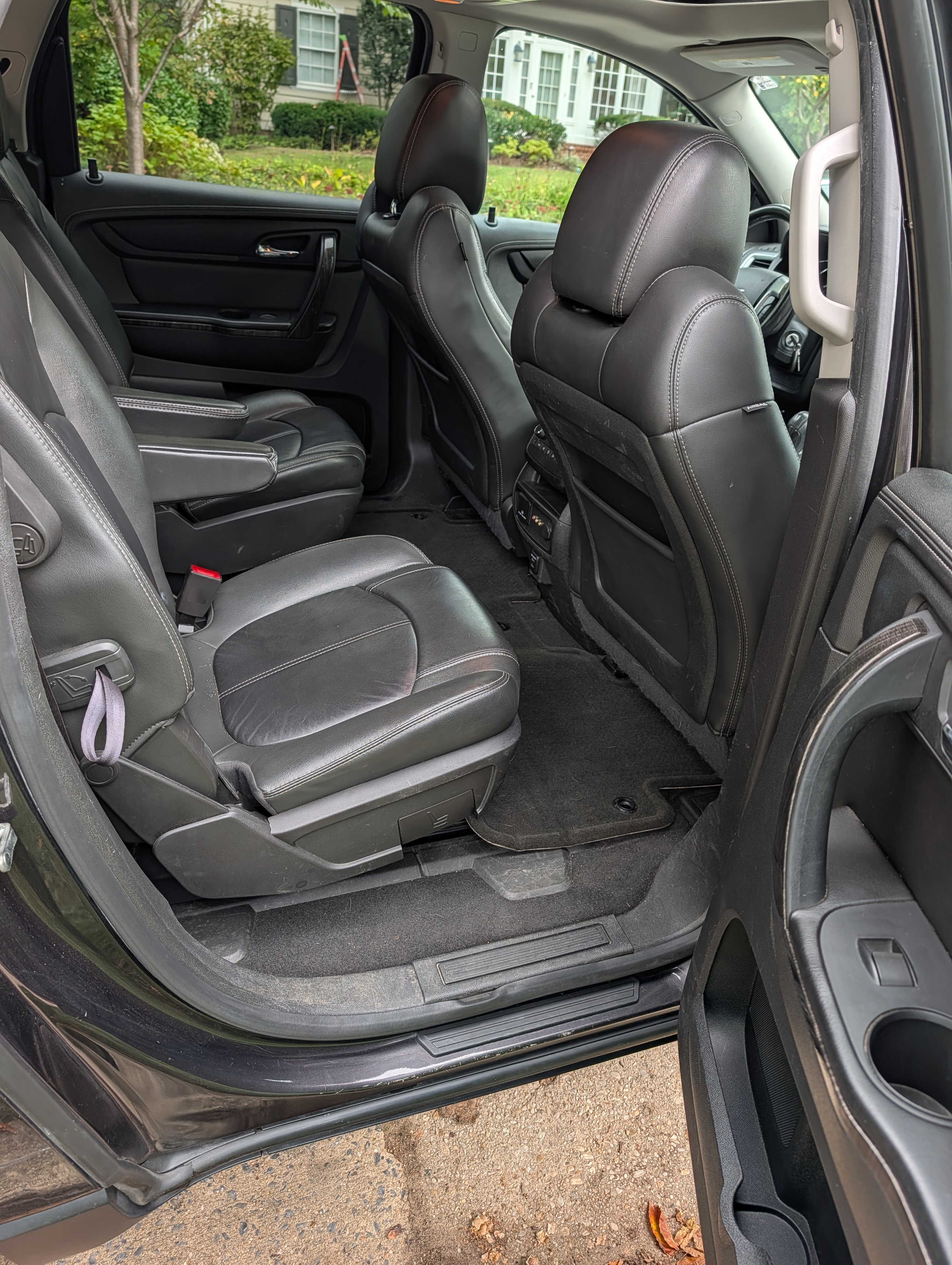 Used 2015 GMC Acadia SLT AWD/4WD image 9