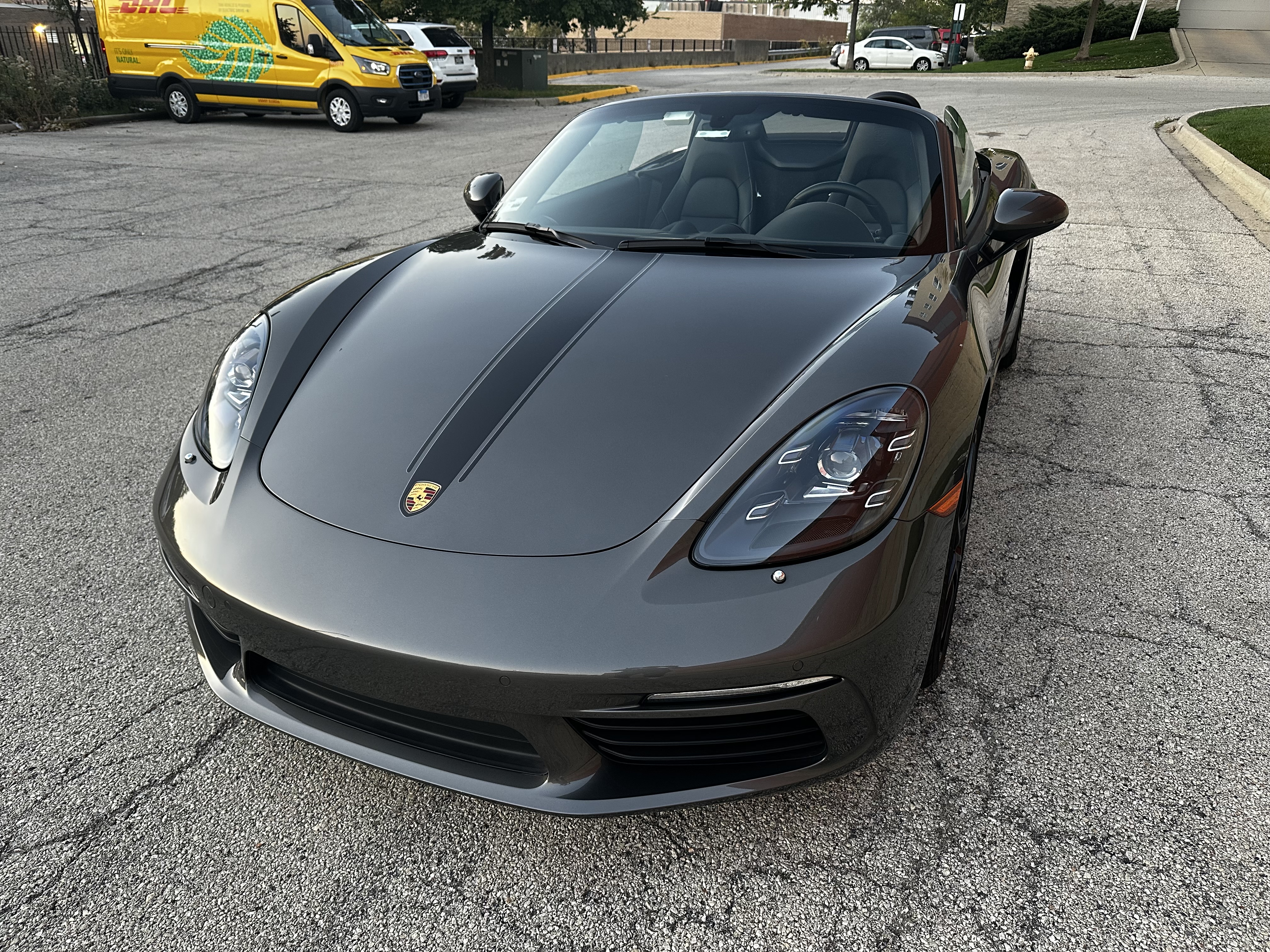 Used 2024 Porsche 718 Boxster RWD image 2