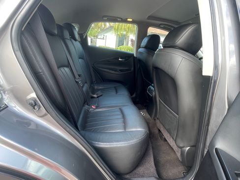 Used 2010 INFINITI EX35 Journey image 6
