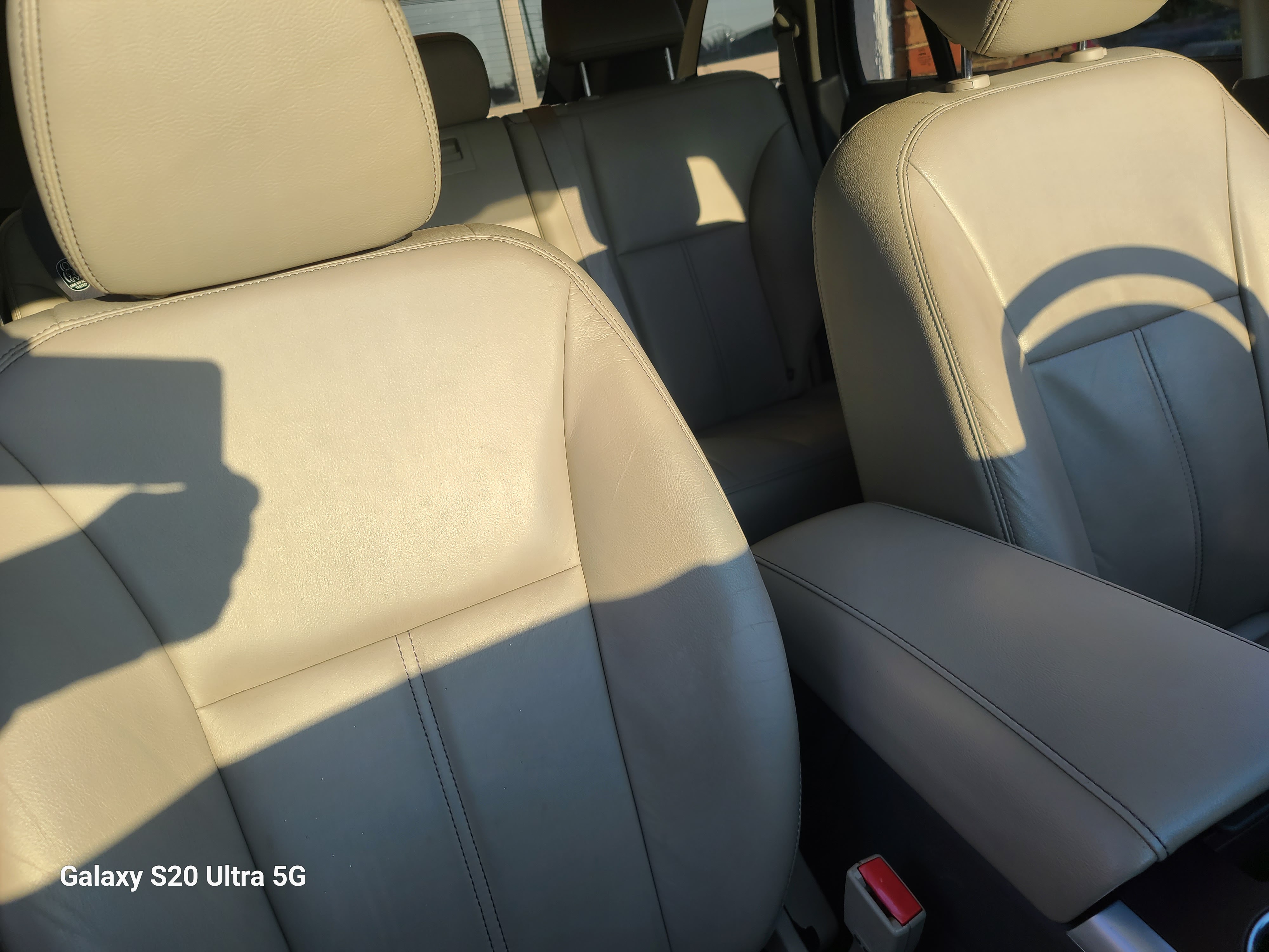 Used 2013 Ford Edge SEL FWD image 12