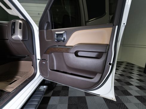 Used 2018 GMC Sierra 2500 Denali w/ Duramax Plus Package image 22