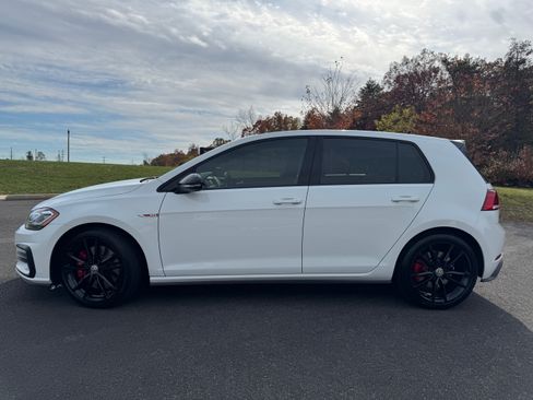 Used 2021 Volkswagen GTI SE image 2