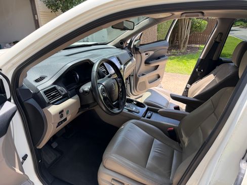 Used 2017 Honda Pilot Touring image 10