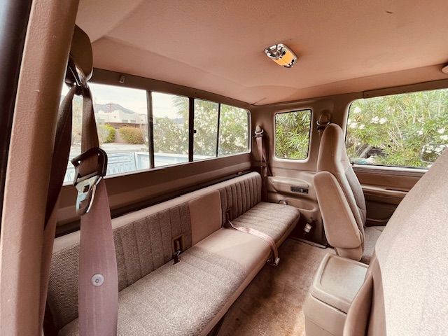 Used 1993 Ford F150 XL RWD image 4