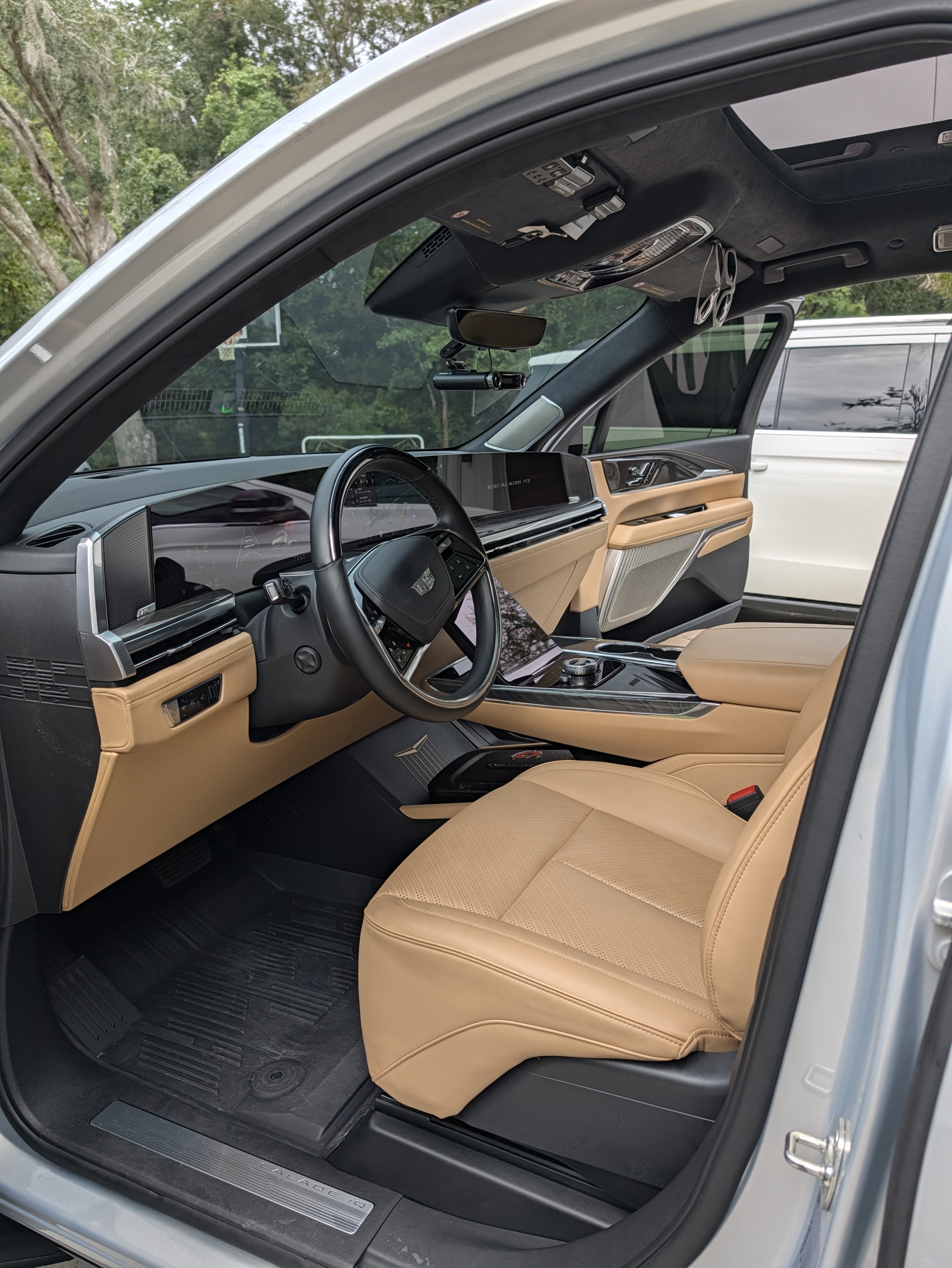 Used 2025 Cadillac Escalade IQ Sport 2 AWD/4WD image 10
