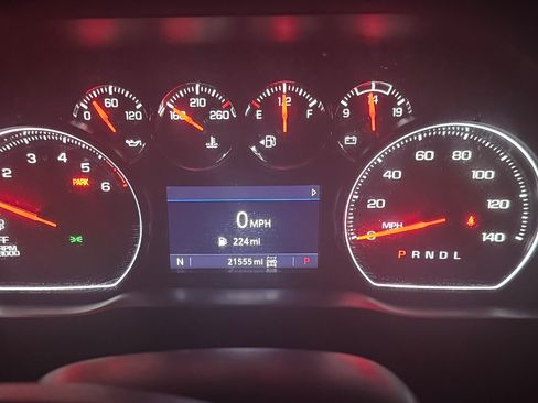 Used 2021 Chevrolet Silverado 1500 RST image 21