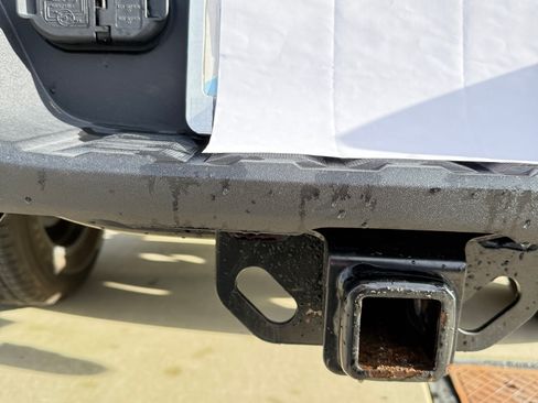 Used 2022 Toyota Tacoma TRD Sport image 11