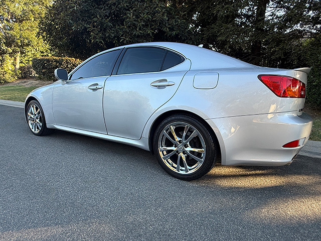 Used 2008 Lexus IS 250 w/ Premium Pkg RWD image 31