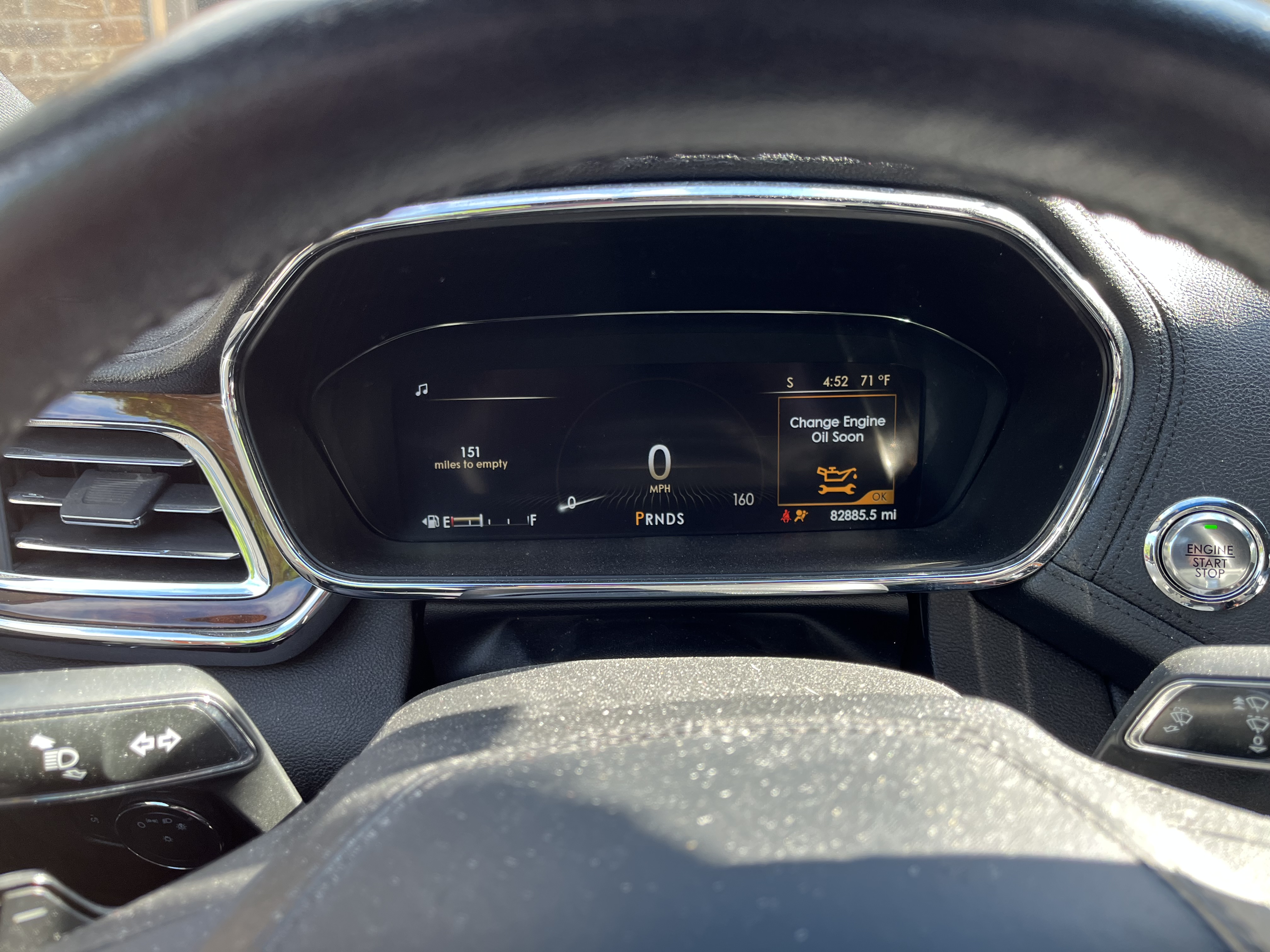 Used 2017 Lincoln Continental Premiere FWD image 10