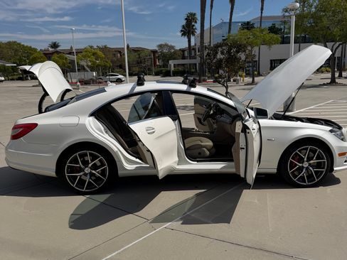 Used 2012 Mercedes-Benz CLS 550 CLS 550 Coupe 4D image 11