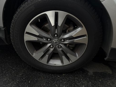 Used 2013 Honda Crosstour EX-L image 2