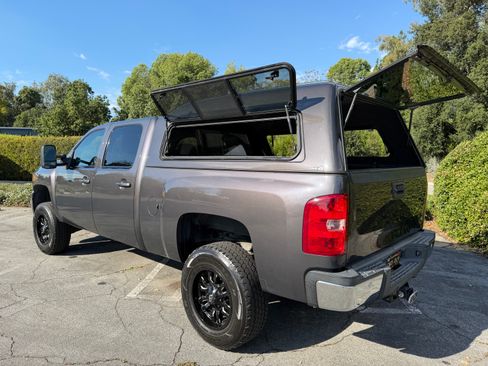 Used 2011 Chevrolet Silverado 2500 LTZ w/ LTZ Plus Package image 13