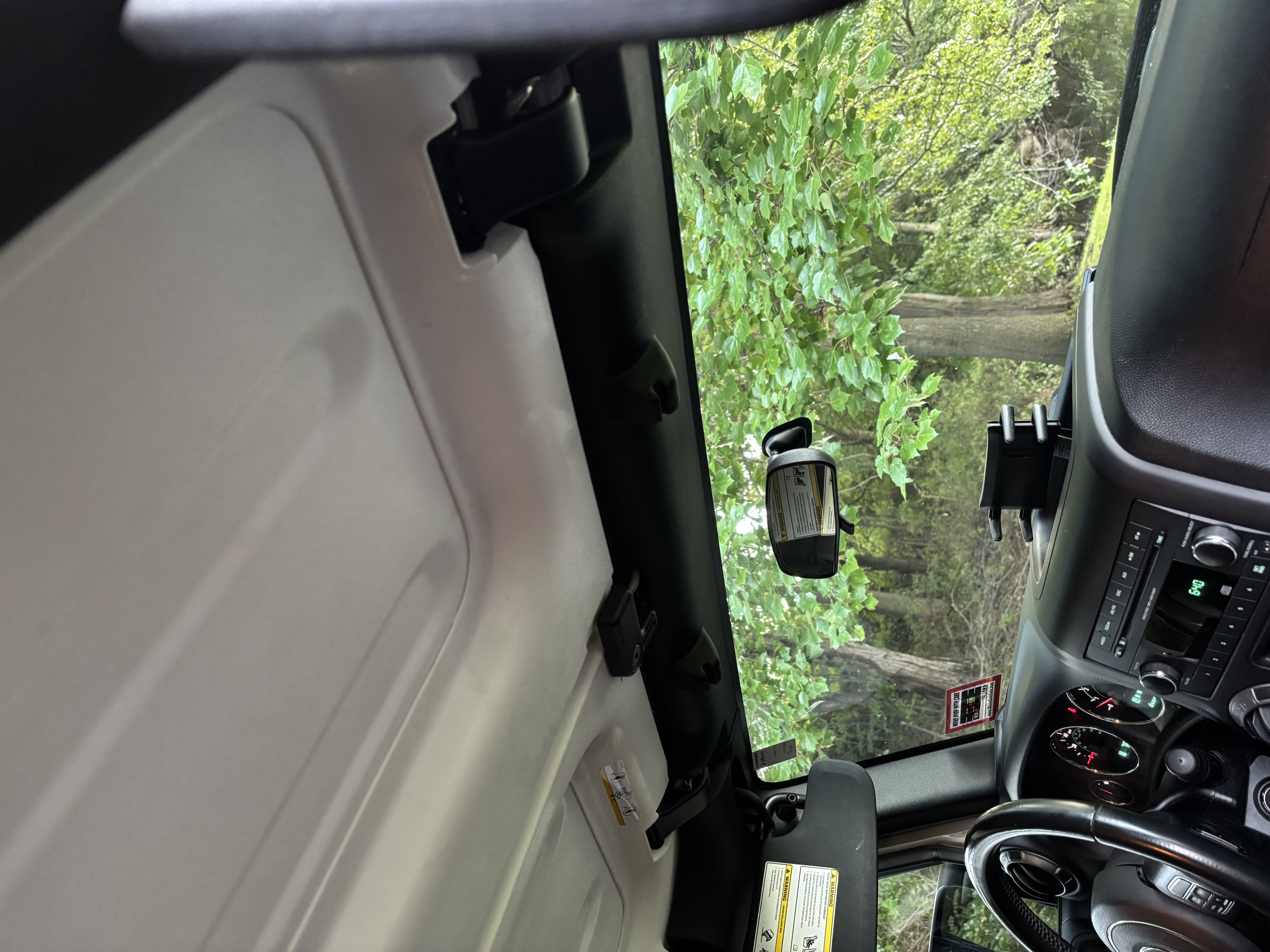 Used 2018 Jeep Wrangler Sport AWD/4WD image 22