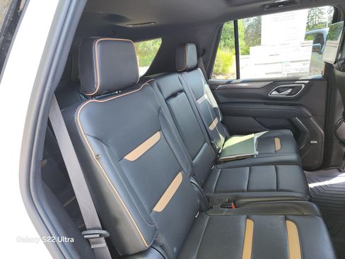 Used 2021 GMC Yukon AT4 w/ AT4 Premium Plus Package AWD/4WD image 13