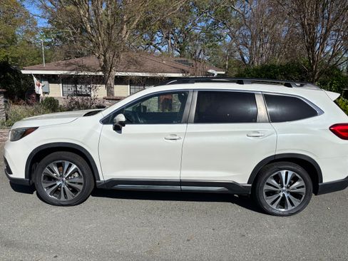 Used 2019 Subaru Ascent Limited image 1