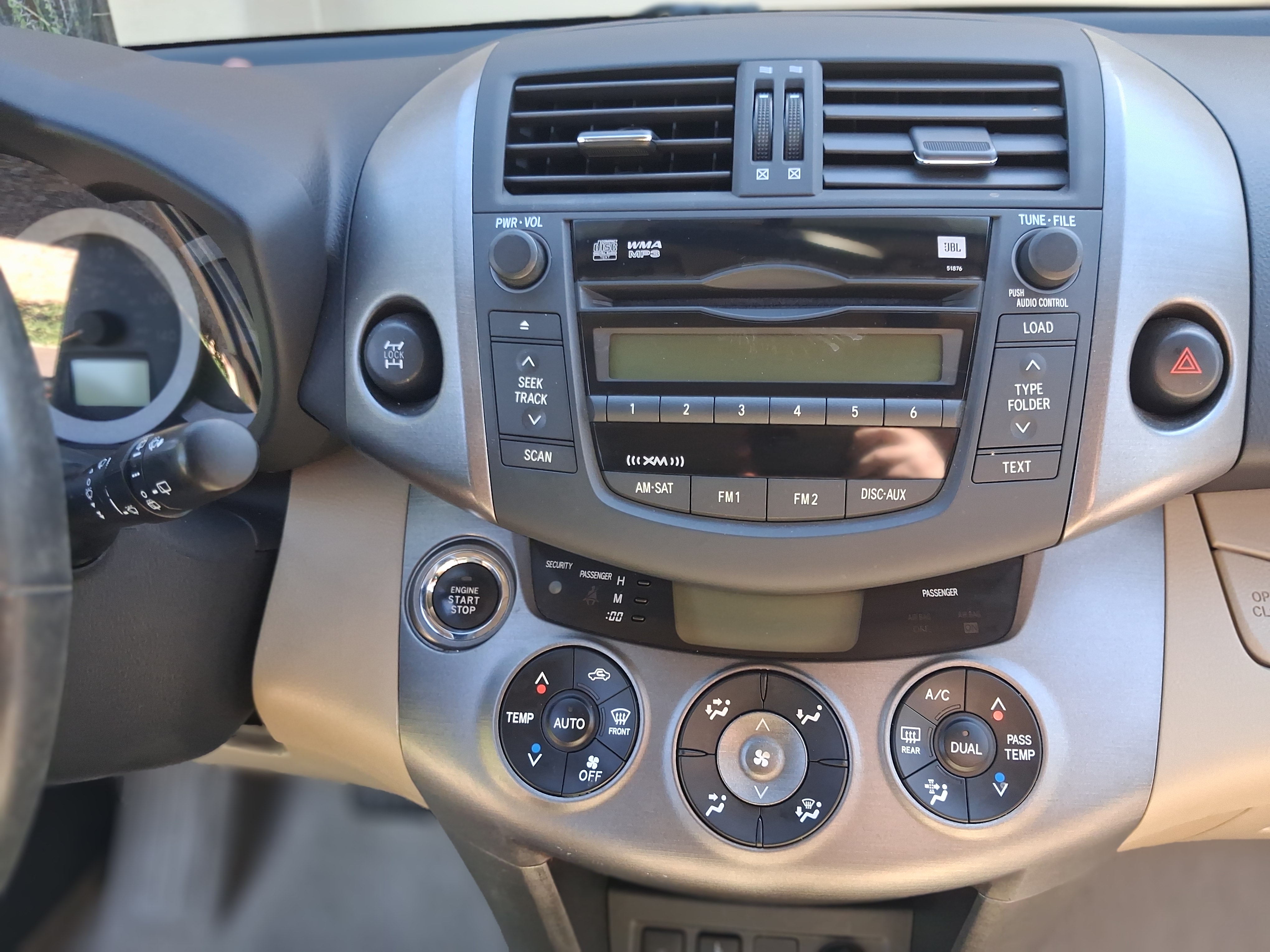 Used 2010 Toyota RAV4 Limited w/ Limited Extra Value Pkg AWD/4WD image 19