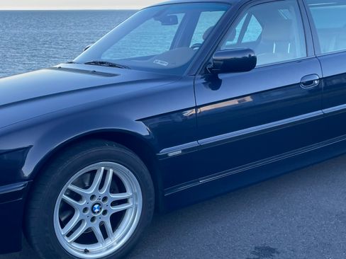 Used 2001 BMW 740iL RWD image 23