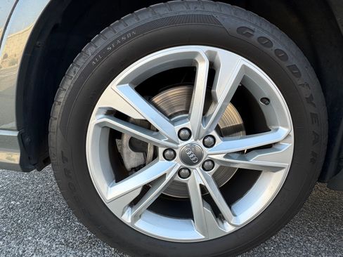 Used 2020 Audi Q3 2.0T Premium w/ Convenience Package image 13