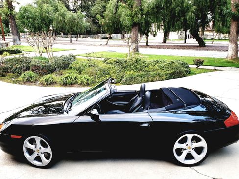 Used 1999 Porsche 911 Carrera image 1