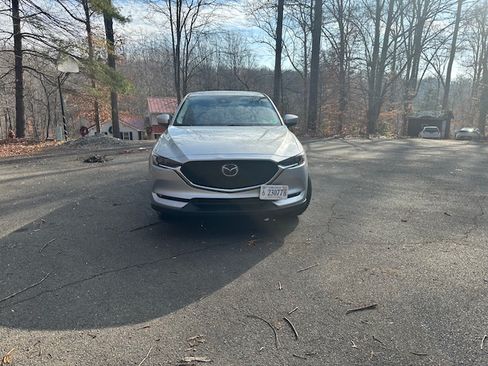 Used 2017 MAZDA CX-5 Grand Touring w/ Premium Package image 10