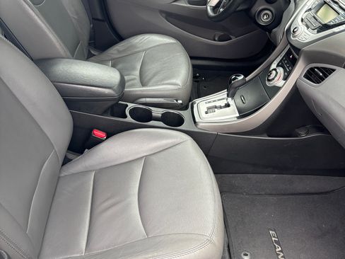 Used 2011 Hyundai Elantra Limited image 22