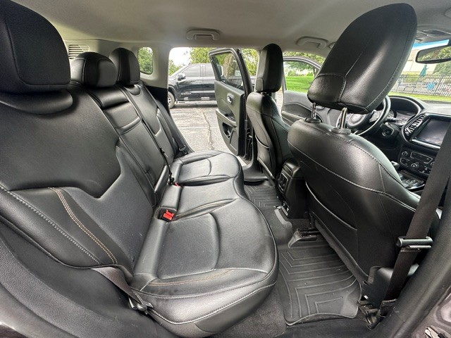Used 2019 Jeep Compass Limited AWD/4WD image 14