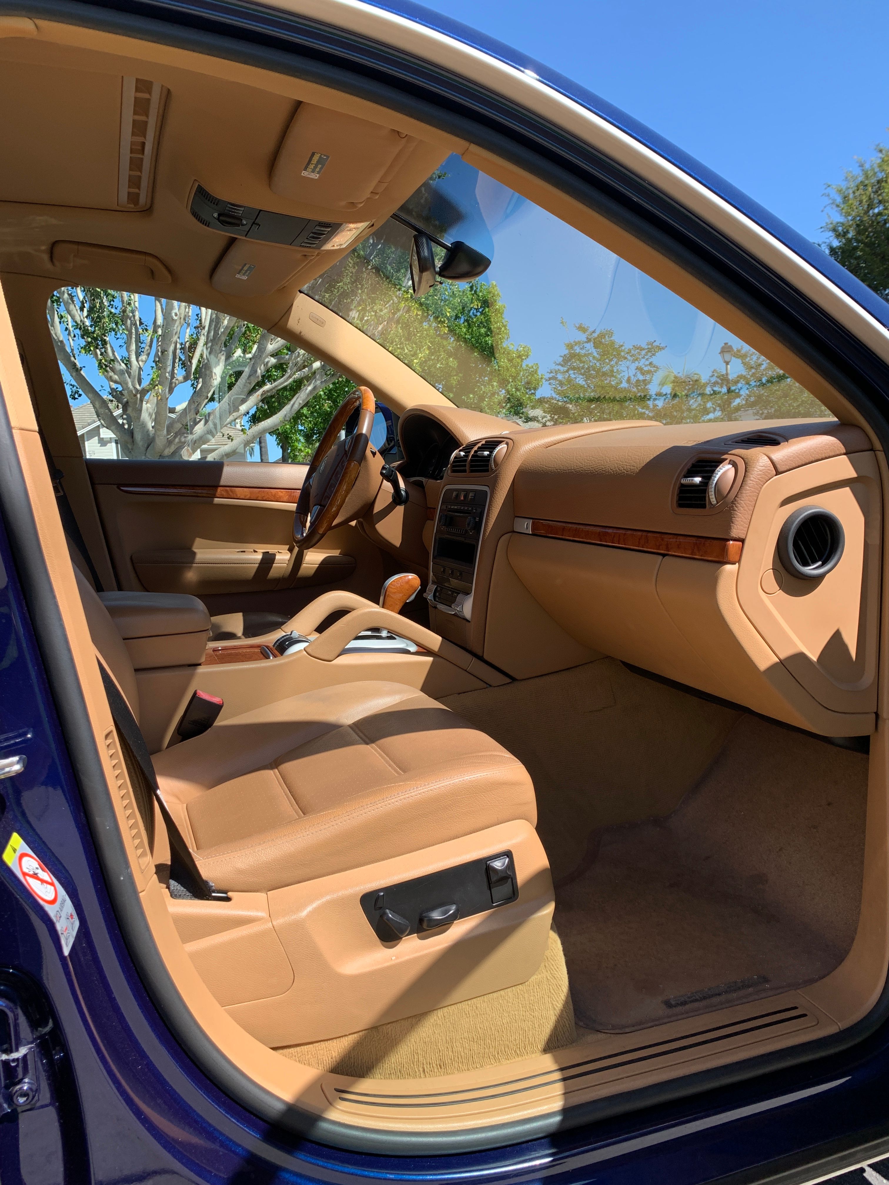 Used 2008 Porsche Cayenne AWD/4WD image 2