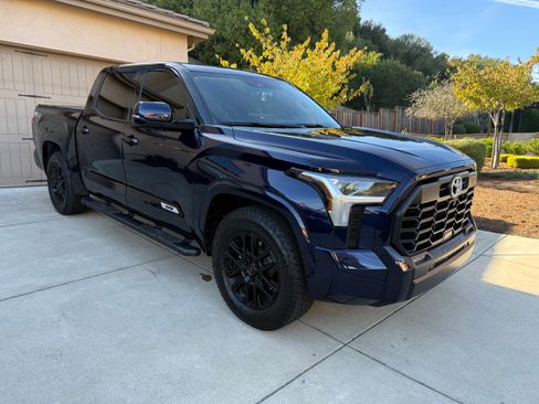 Used 2022 Toyota Tundra SR5 image 1