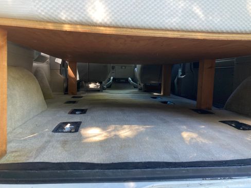 Used 1994 Chevrolet Astro Passenger image 9