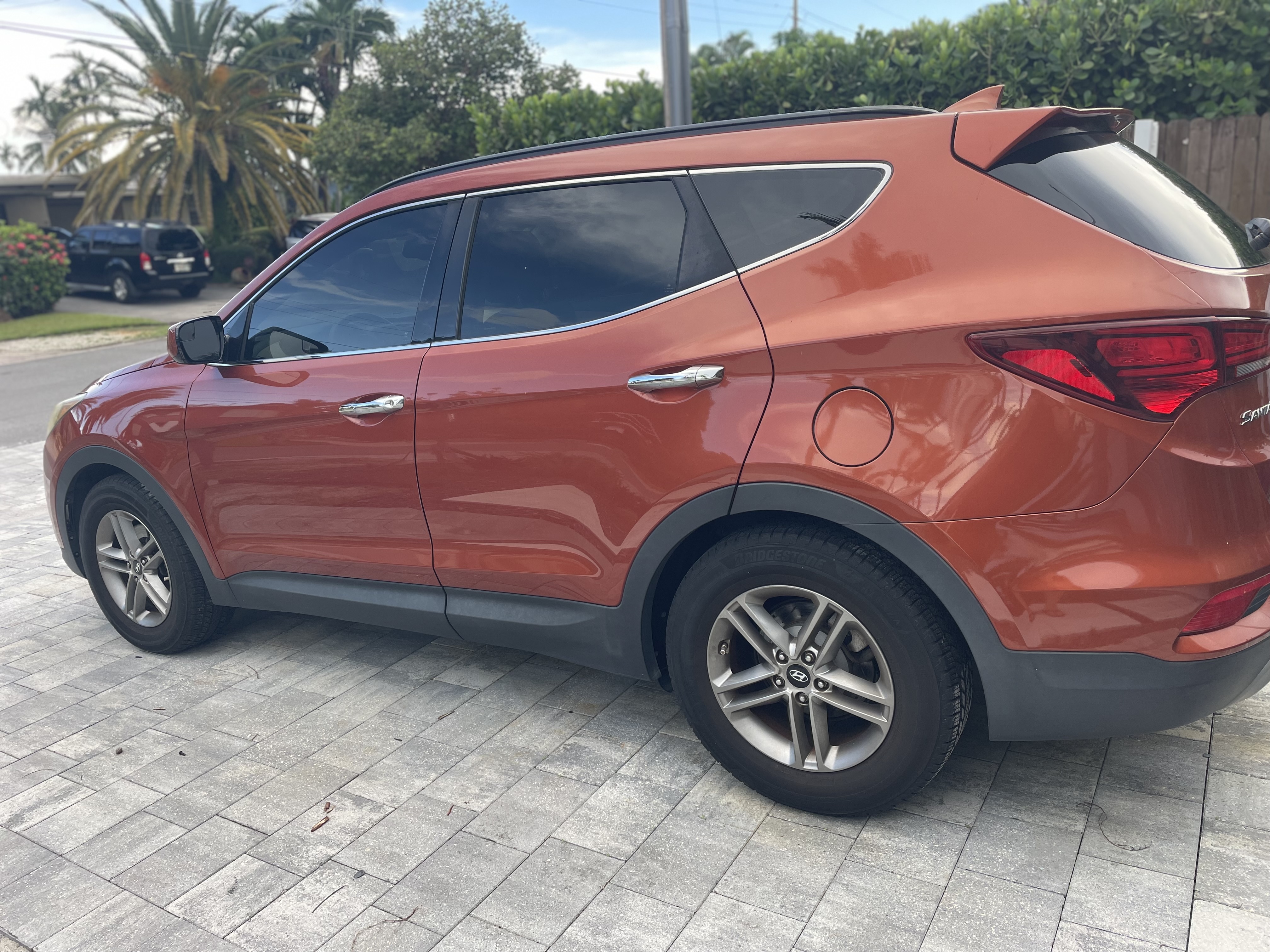 Used 2017 Hyundai Santa Fe Sport FWD image 9