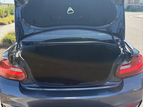 Used 2017 BMW 230i Coupe w/ Premium Package image 18