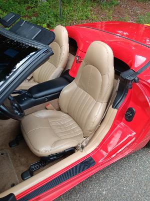 Used 2001 Chevrolet Corvette Convertible RWD image 8