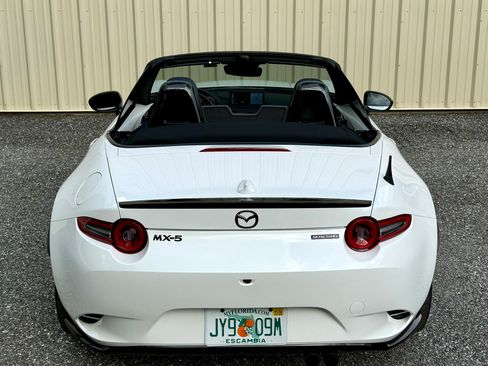 Used 2024 MAZDA MX-5 Miata Club w/ Brembo/BBS Recaro Package image 24