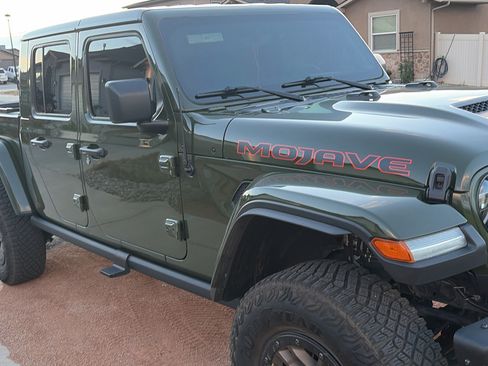 Used 2022 Jeep Gladiator Mojave w/ LED Lighting Group AWD/4WD image 2