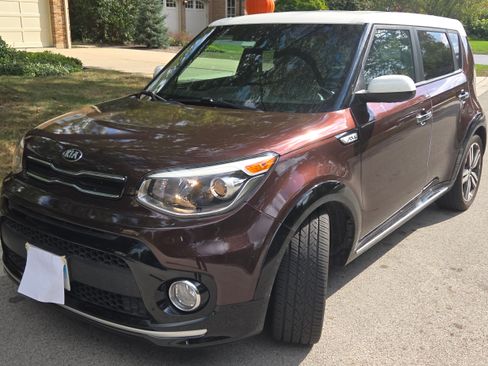 Used 2017 Kia Soul + w/ Option Group 041 image 1