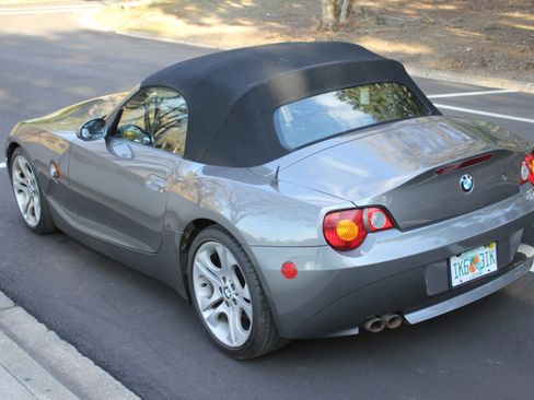 Used 2003 BMW Z4 3.0i image 5