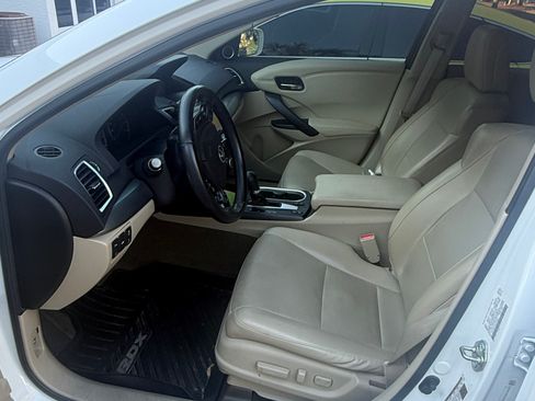 Used 2017 Acura RDX Sport Utility 4D image 1