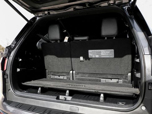 Used 2023 Toyota Sequoia Platinum image 8